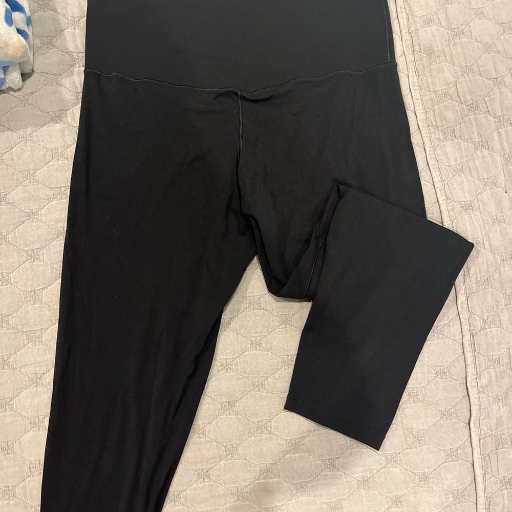 EUC. women’s aerie leggings. size xl